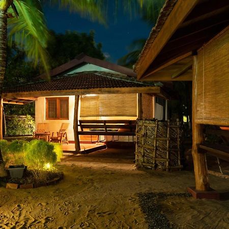 Babar Point Hotell Arugam Kudah Eksteriør bilde