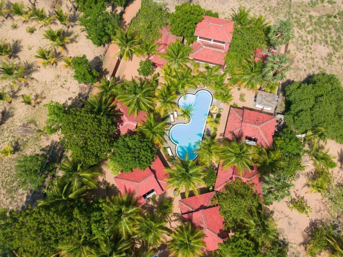 Babar Point Hotell Arugam Kudah Eksteriør bilde